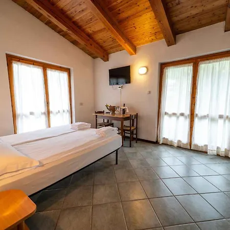 In - Piemont 43498 *